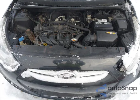 2013 Hyundai Accent Gls z USA, uszkodzony, nr VIN KMHCT4AE9DU412692